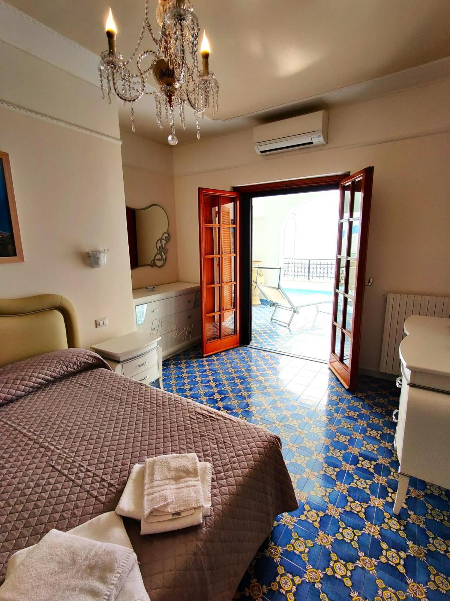 Appartement Casa La Scogliera à Praiano Extérieur photo